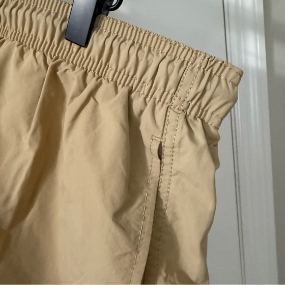 Urban Outfitters Standard Cloth Khaki Elastic Waist Shorts XL - Picture 2 of 7